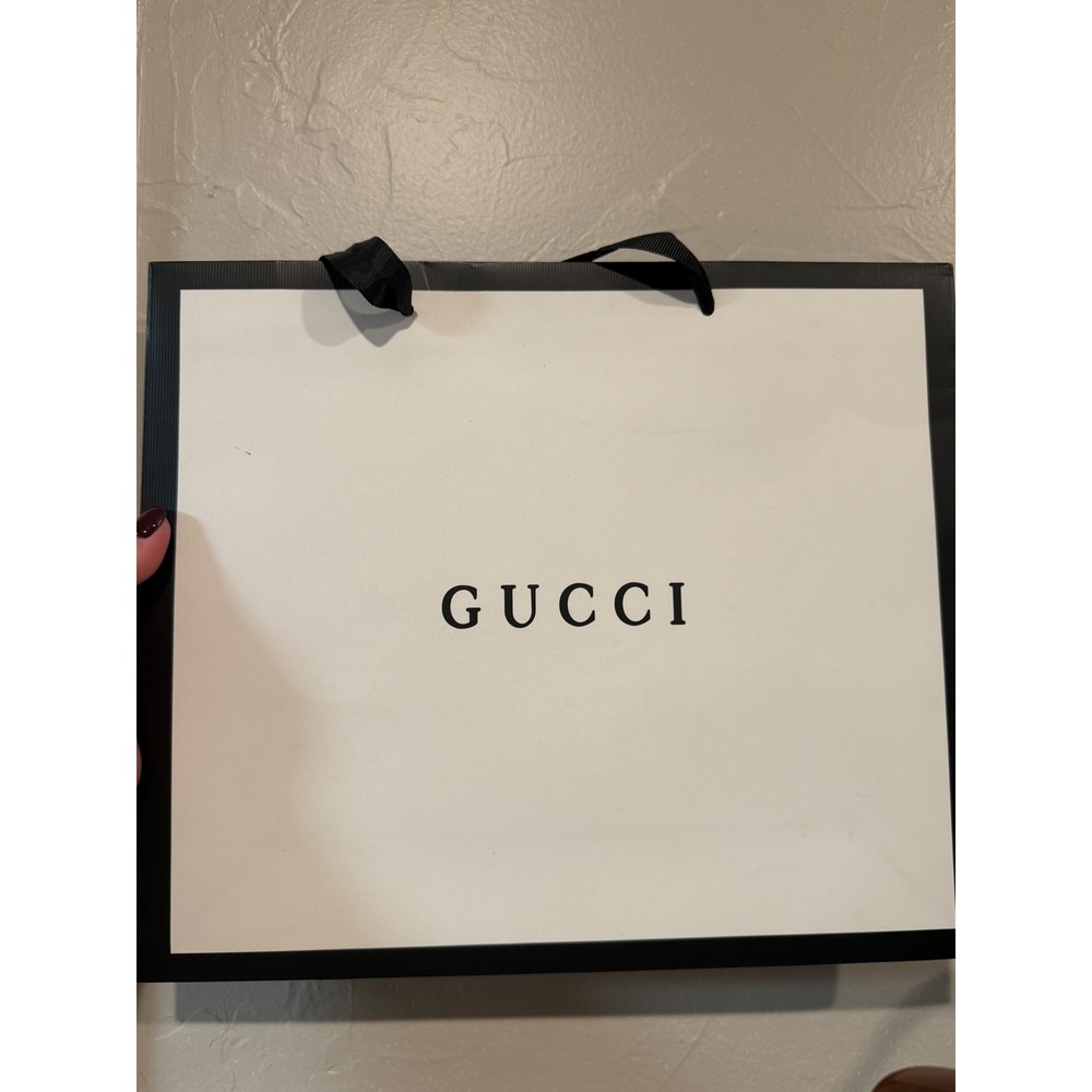 Gucci Shopping Bag Unisex OS White Excellent Authentic Ribbon Handle Logo Paper